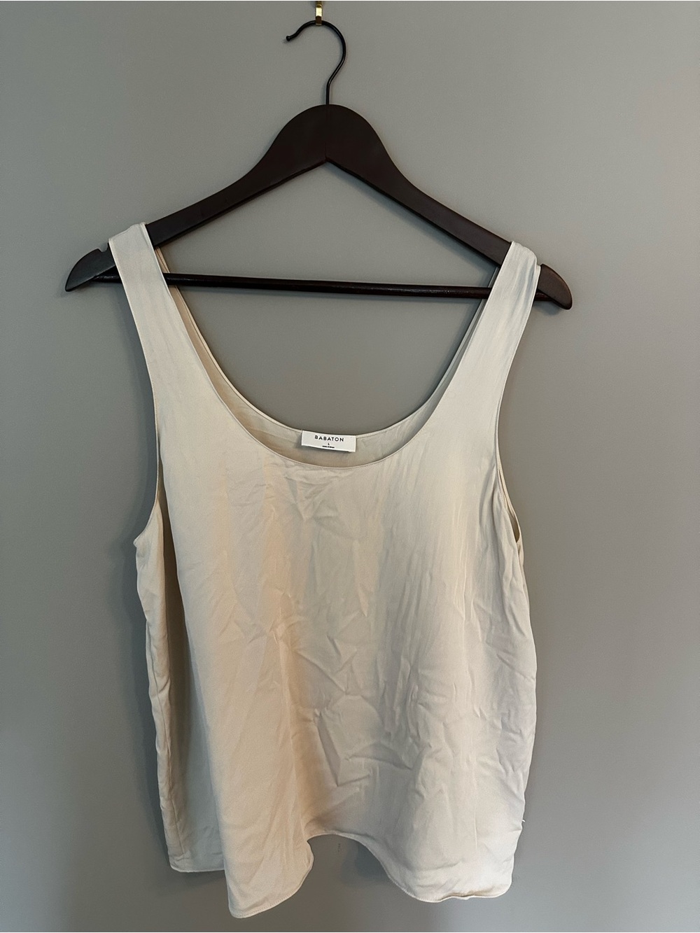 Babaton Silk Top light birch